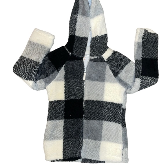 SOLD SOLD!! - Picture 2 of 4